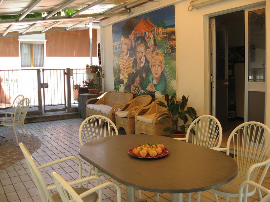 Hotel Eleonora Rimini Eksteriør bilde